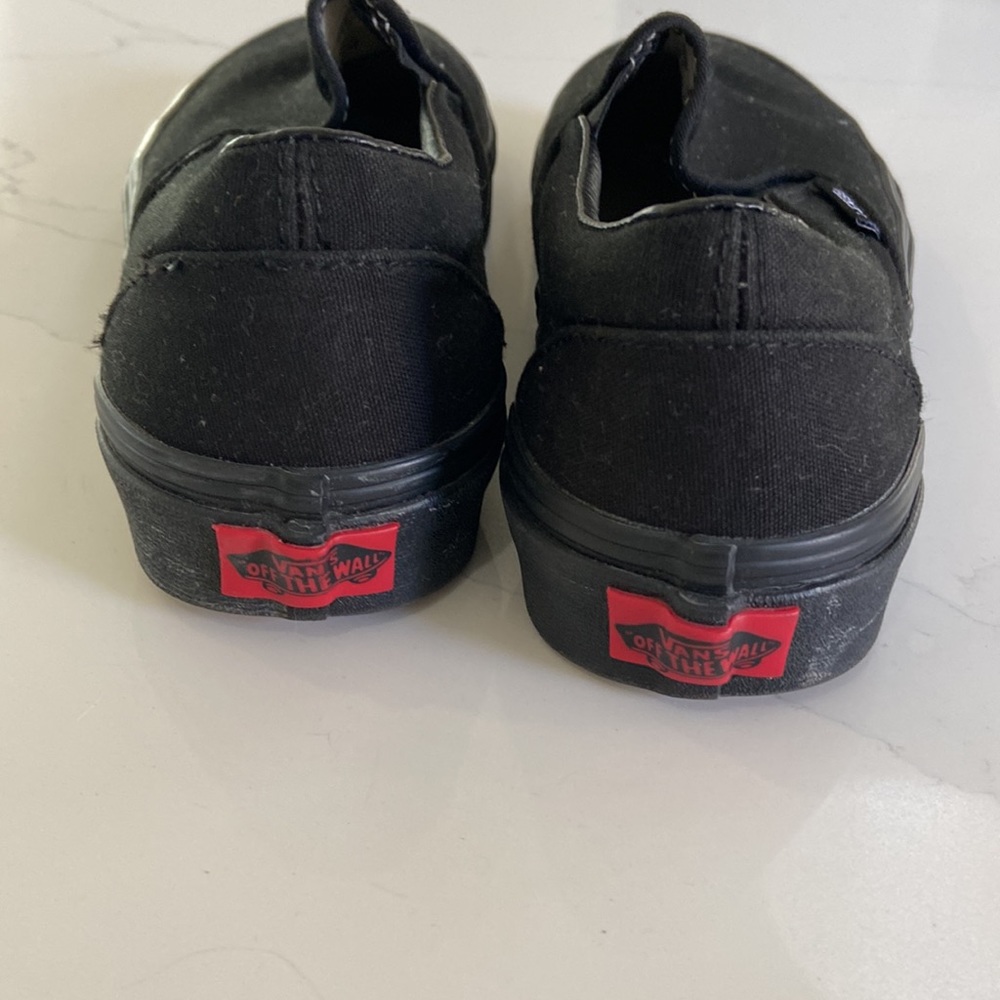 Vans - Picture 4 of 5